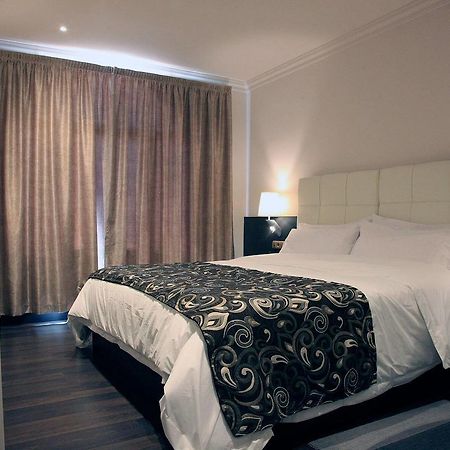 Avent Verahotel Экстерьер фото